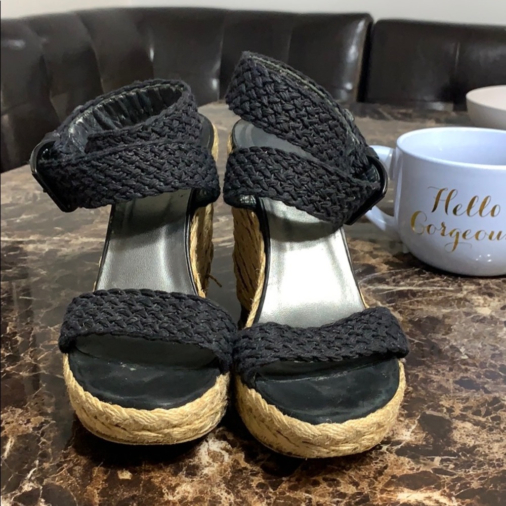 STUART WEITZMAN